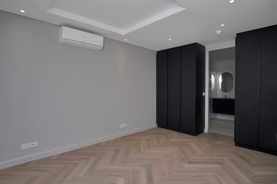 To Let 2 Bedroom Property for Rent in Fresnaye Western Cape
